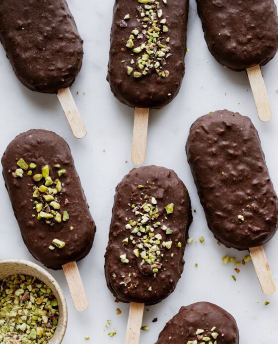 Easy 4 Ingredient Dubai Chocolate Ice Cream Bars
