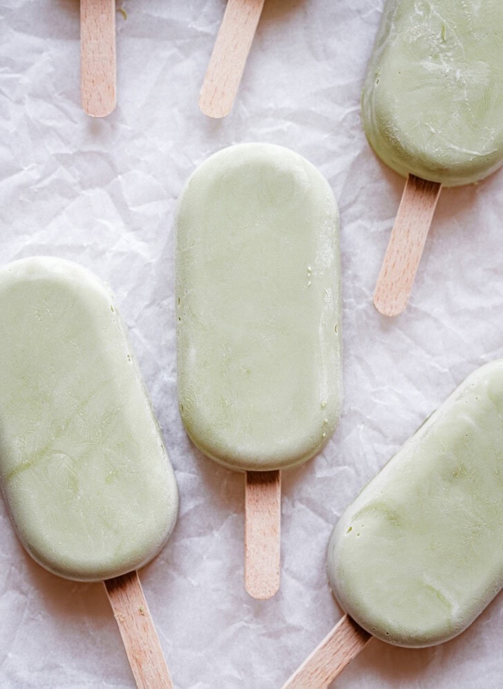 Yogurt and pistachio cream formed into popsicles