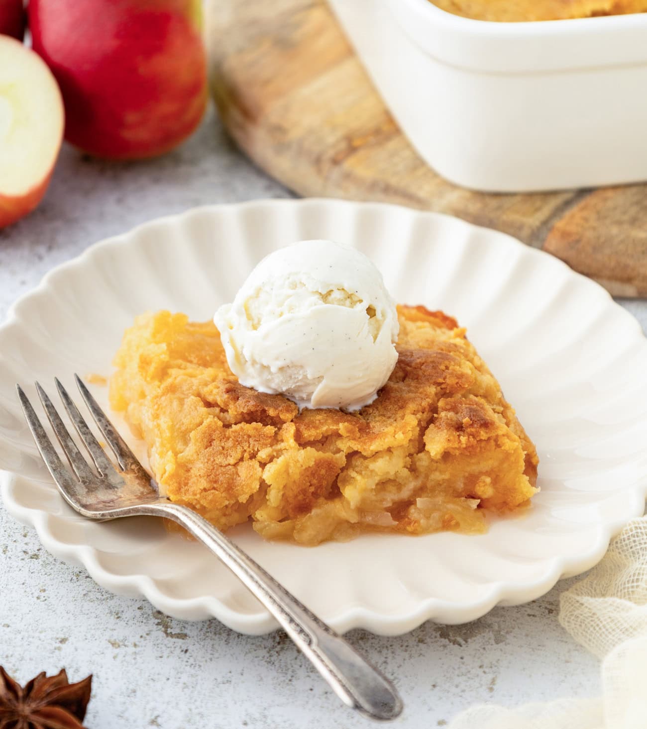 Easy 4-Ingredient Apple Pie Cake (No Eggs)